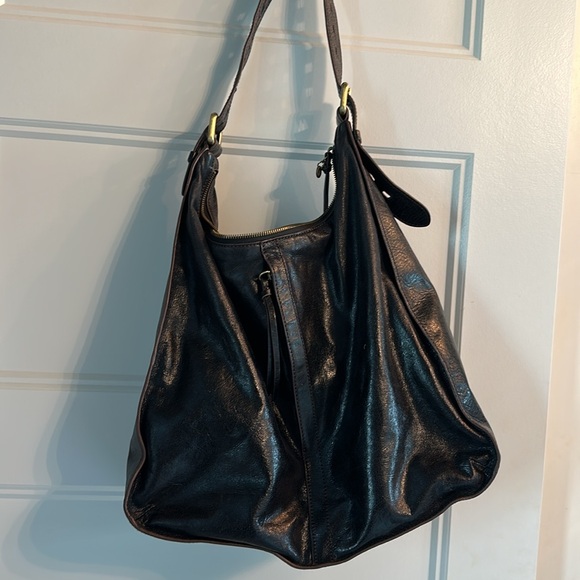 Black Hobo purse - Picture 3 of 6
